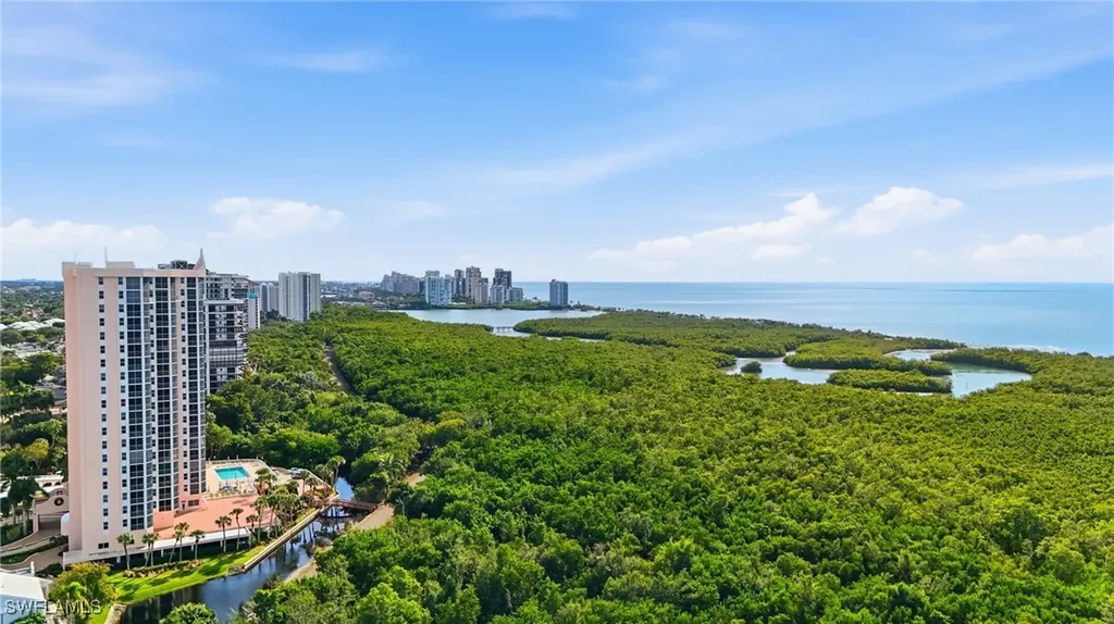 6101 Pelican Bay Boulevard Naples FL 34108