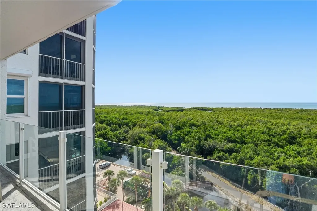 6101 Pelican Bay Boulevard Naples FL 34108