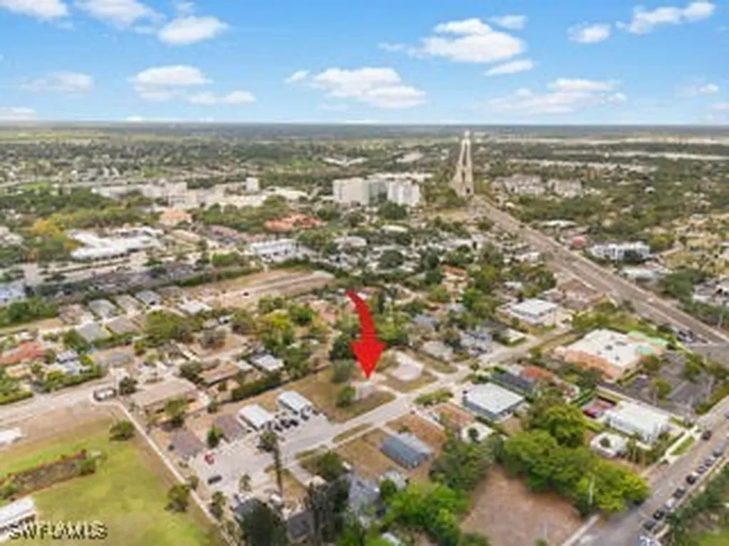 2439 Bayside Street Naples FL 34112