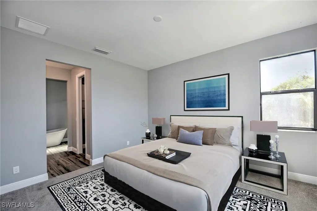 2439 Bayside Street Naples FL 34112