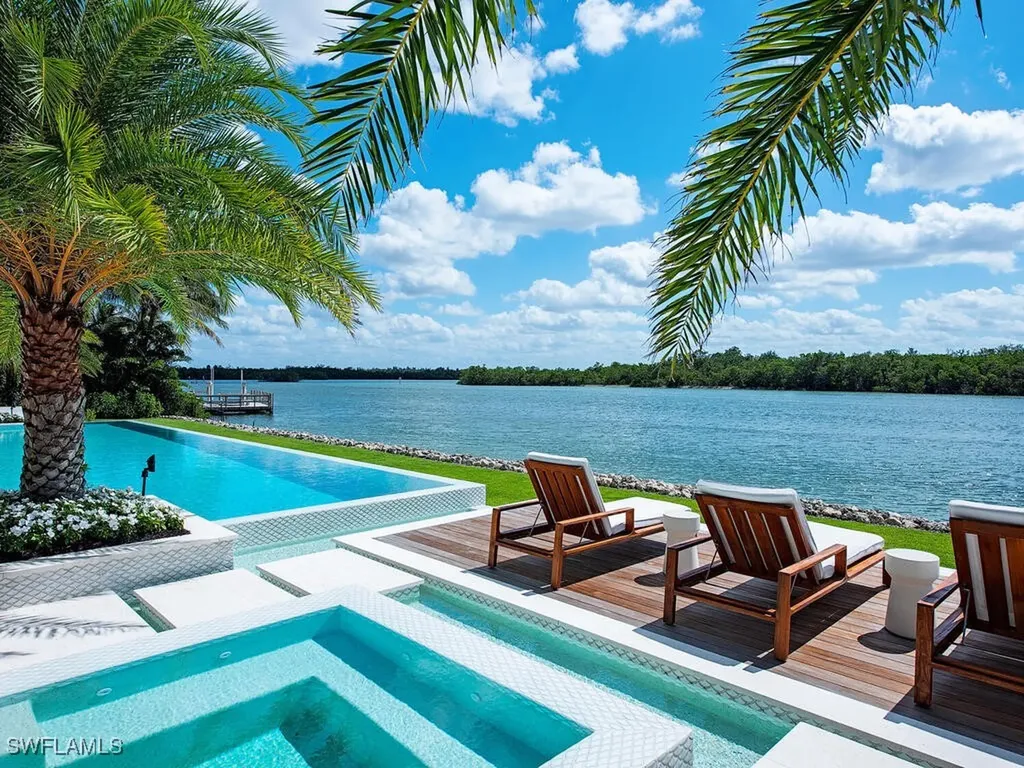 860 Admiralty Parade E Naples FL 34102