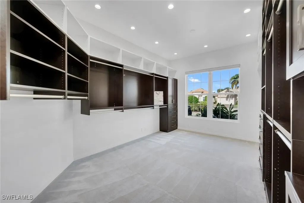 6004 Fairway Court Naples FL 34110