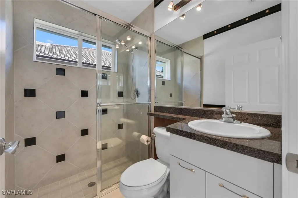 6004 Fairway Court Naples FL 34110