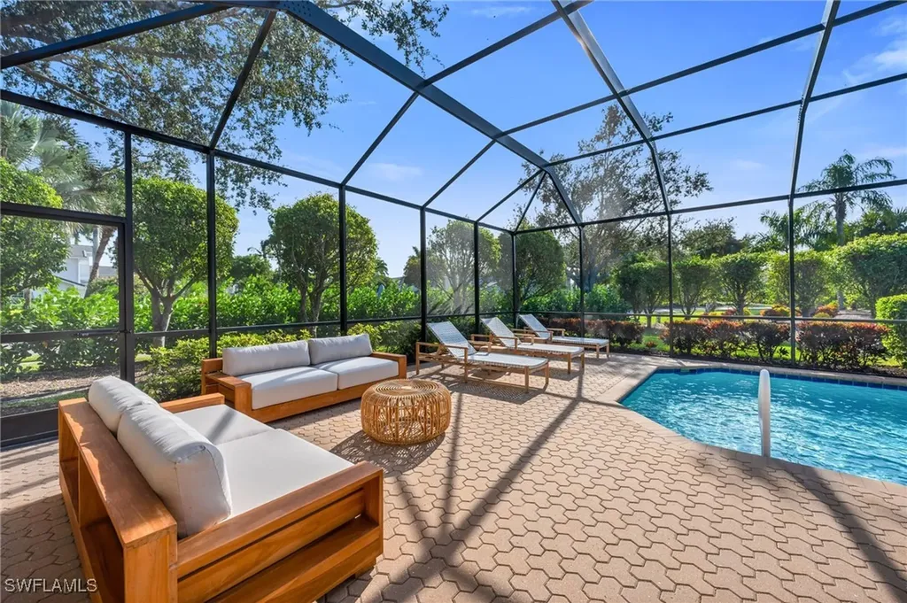 6004 Fairway Court Naples FL 34110