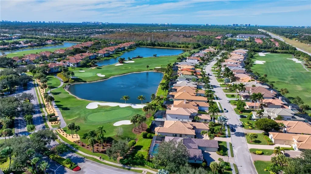 6004 Fairway Court Naples FL 34110