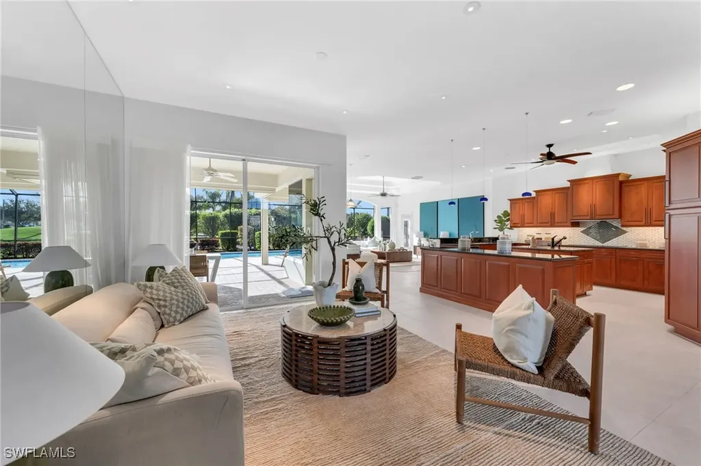 6004 Fairway Court Naples FL 34110
