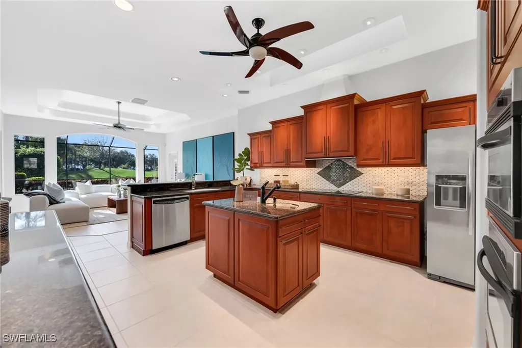 6004 Fairway Court Naples FL 34110