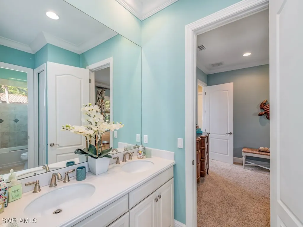 16843 Cabreo Drive Naples FL 34110