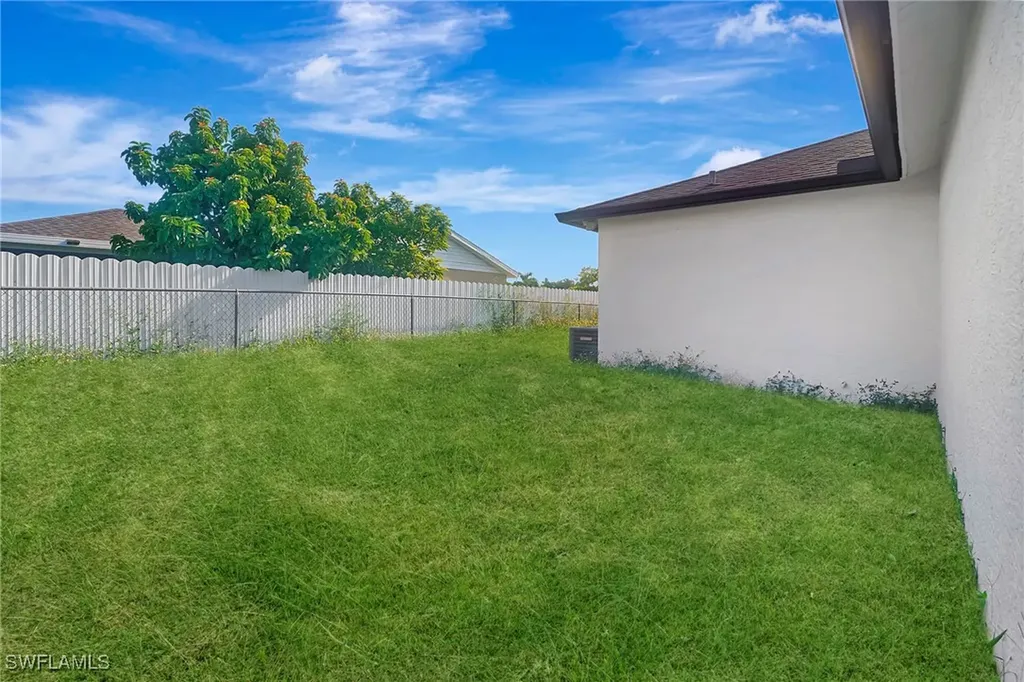 1142 Whitehead Creek Loop Fort Myers FL 33916