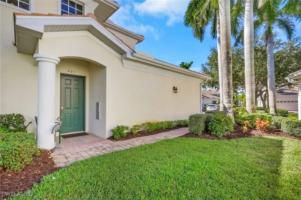 28613 San Lucas Lane Bonita Springs FL 34135