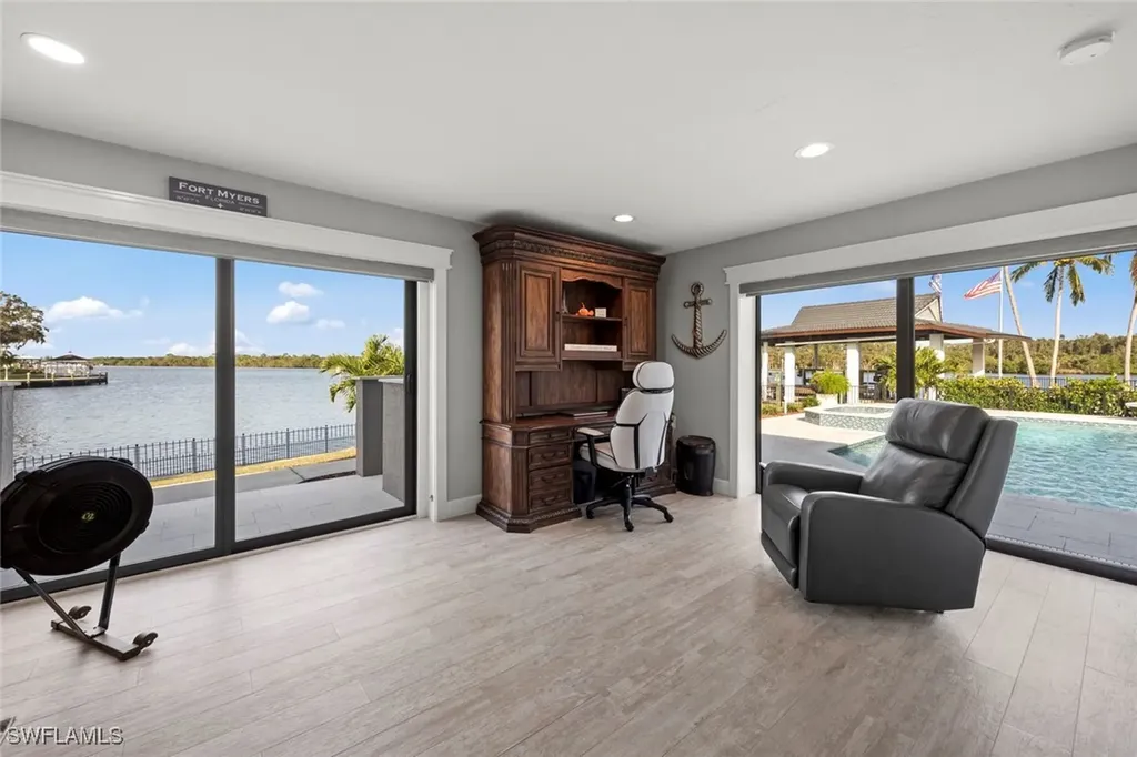 13896 River Forest Drive Fort Myers FL 33905