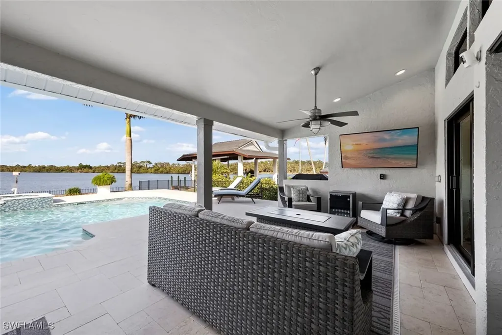 13896 River Forest Drive Fort Myers FL 33905