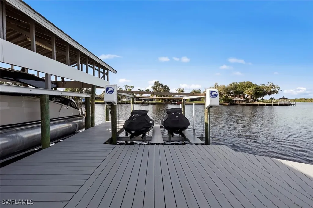 13896 River Forest Drive Fort Myers FL 33905