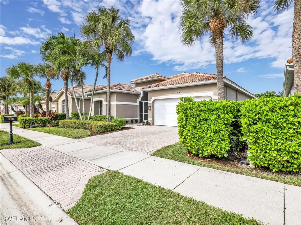 92 Glen Eagle Circle Naples FL 34104