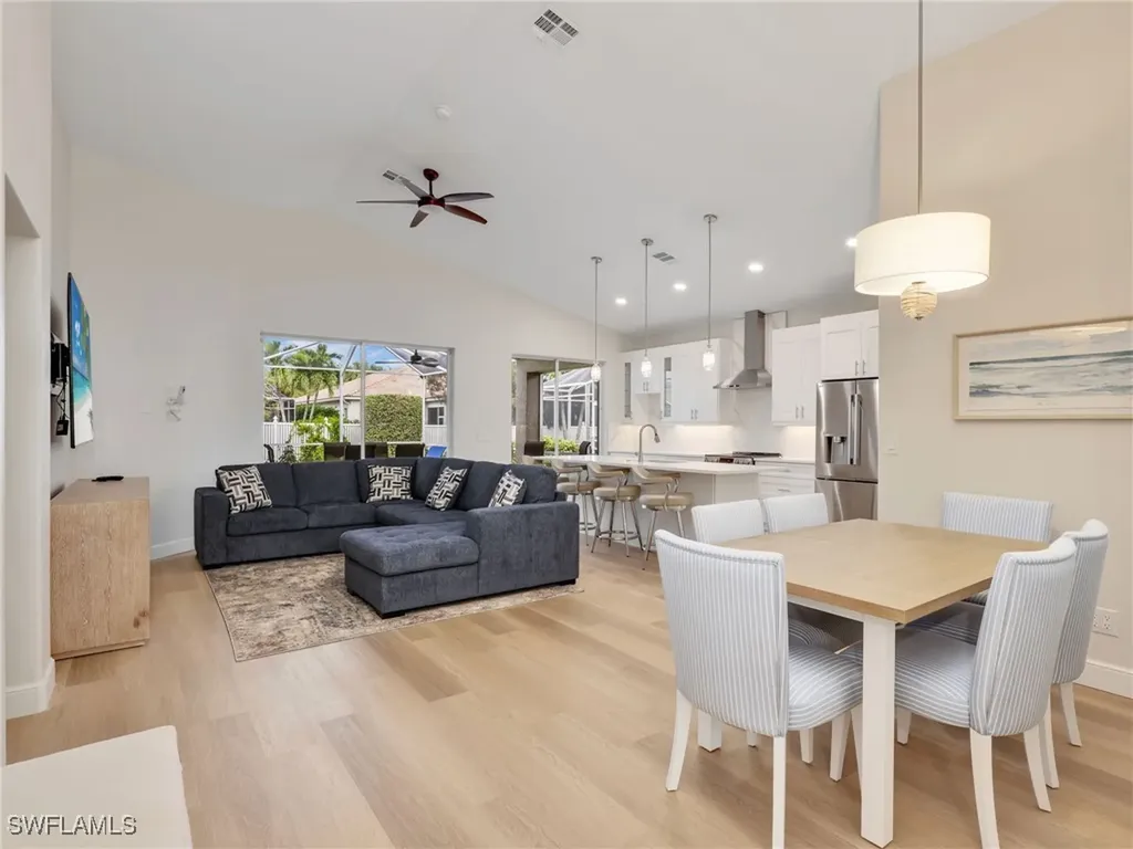 92 Glen Eagle Circle Naples FL 34104