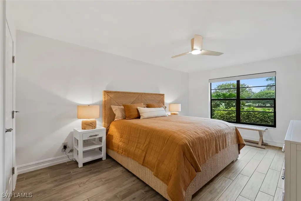 5880 Via Lugano Naples FL 34108