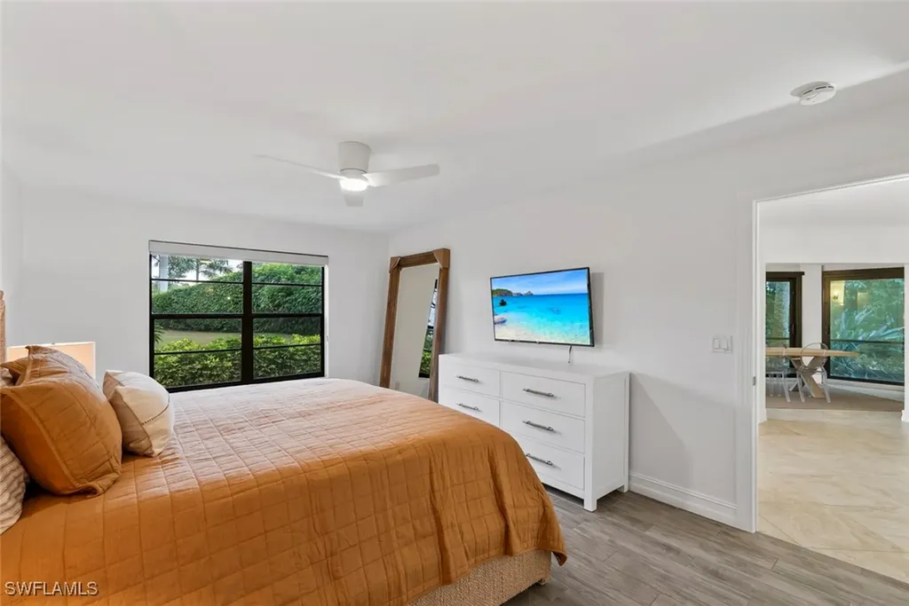 5880 Via Lugano Naples FL 34108