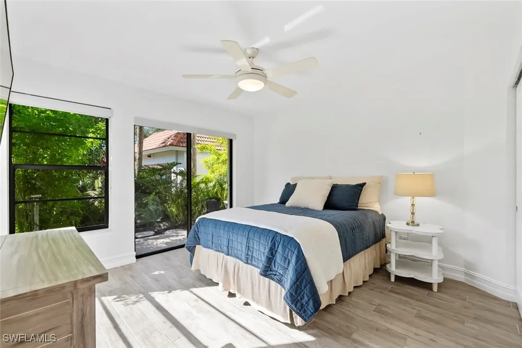 5880 Via Lugano Naples FL 34108
