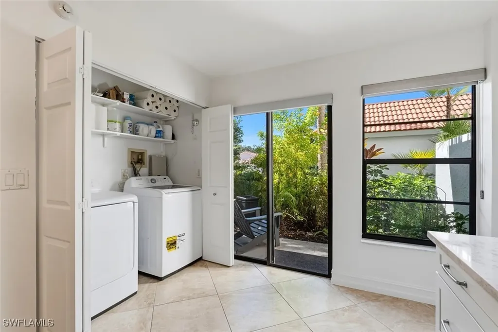 5880 Via Lugano Naples FL 34108