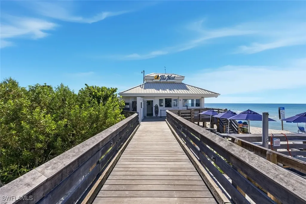5880 Via Lugano Naples FL 34108