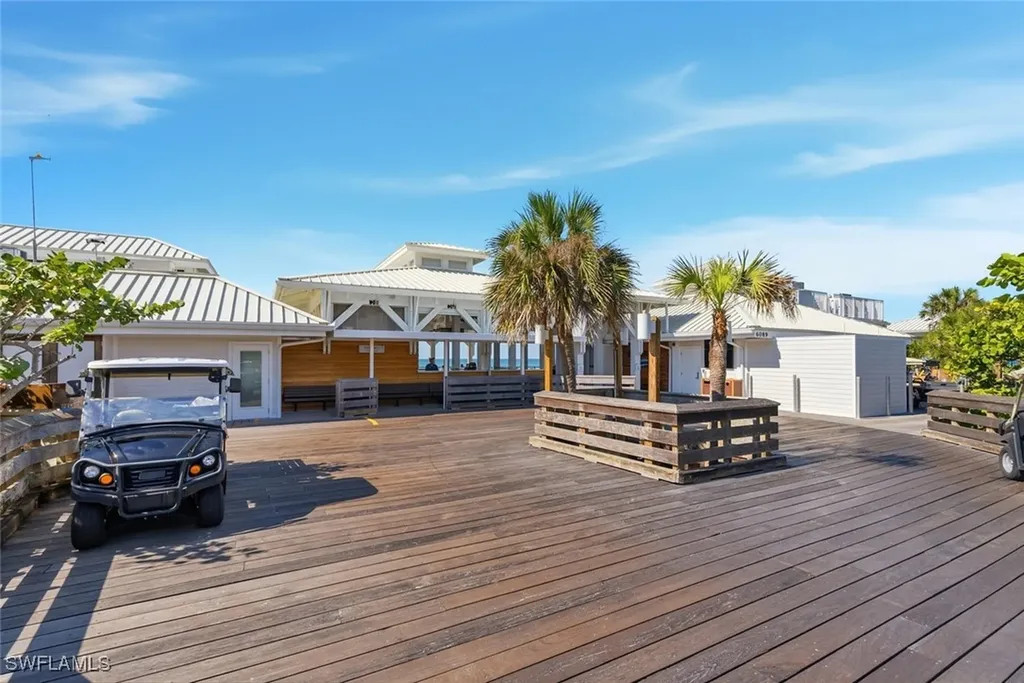5880 Via Lugano Naples FL 34108