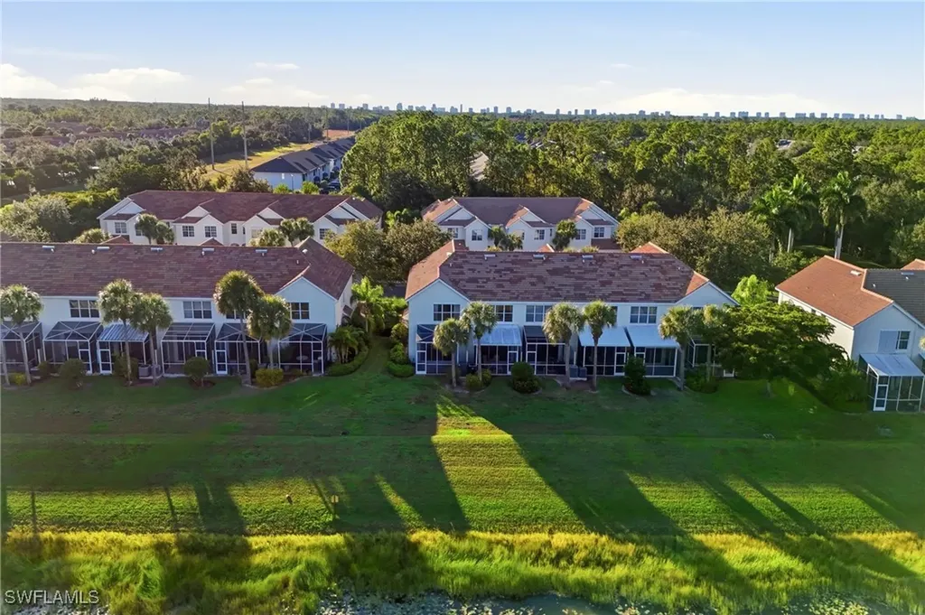 1050 Albany Court Naples FL 34105