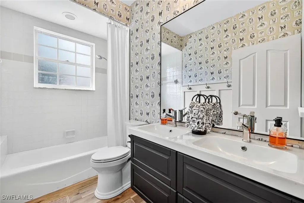 263 Silverado Drive Naples FL 34119