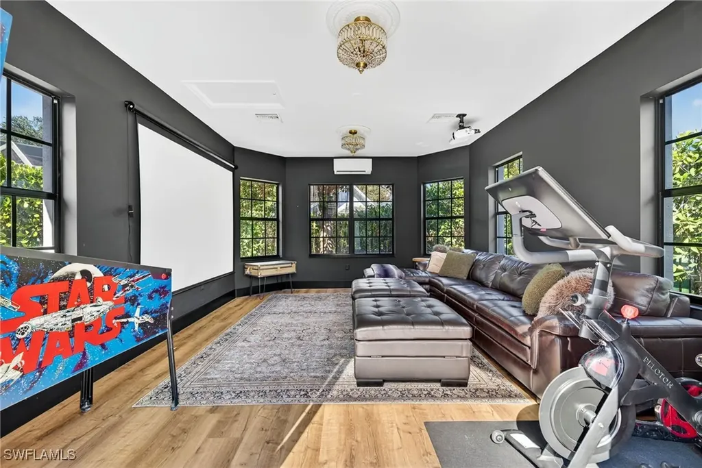 263 Silverado Drive Naples FL 34119