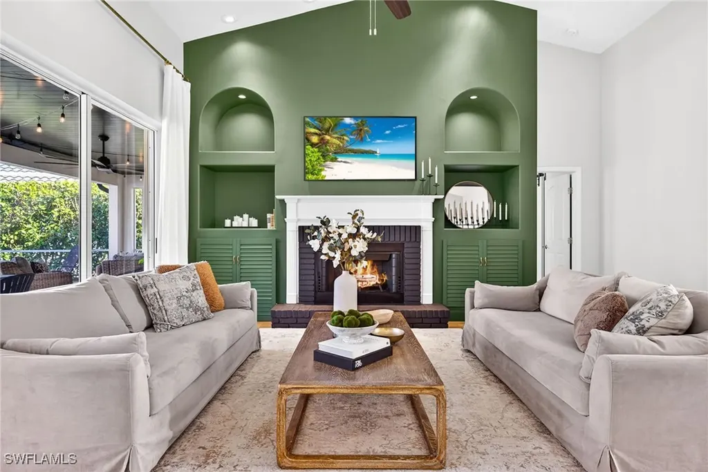 263 Silverado Drive Naples FL 34119