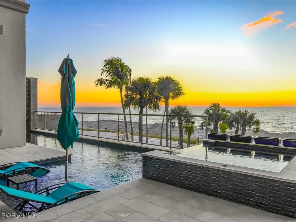 7409 Bay Colony Drive Naples FL 34108