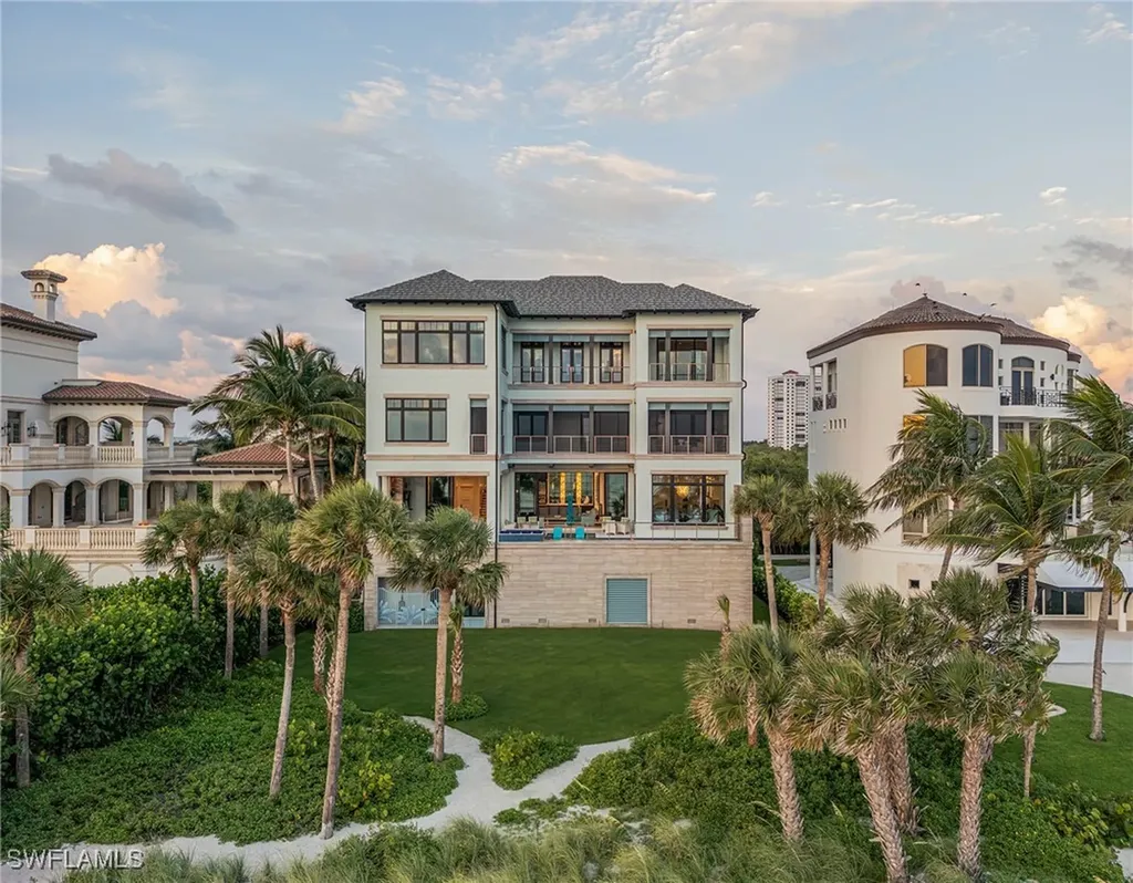 7409 Bay Colony Drive Naples FL 34108
