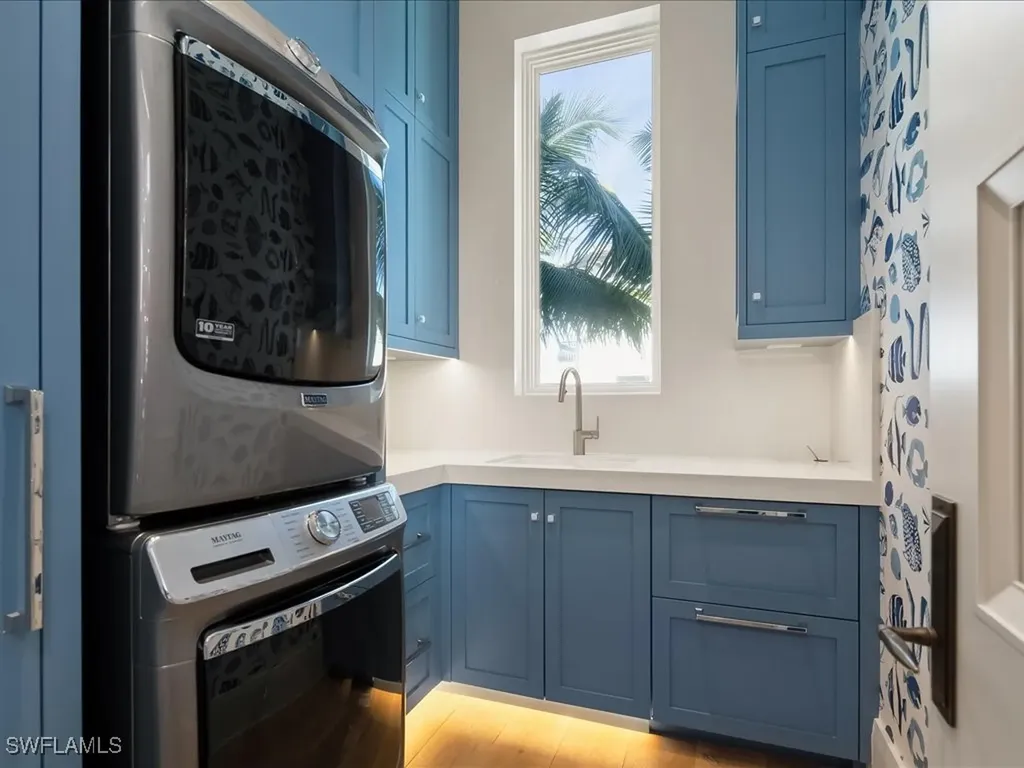 7409 Bay Colony Drive Naples FL 34108