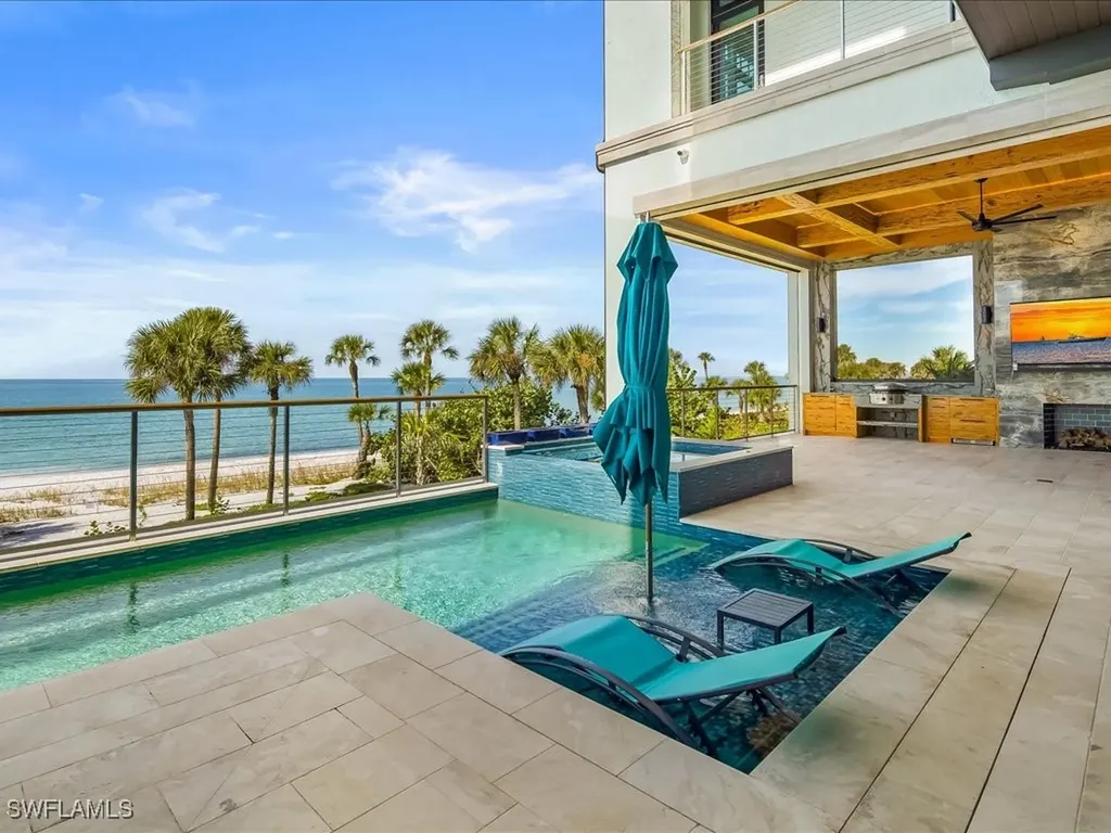 7409 Bay Colony Drive Naples FL 34108