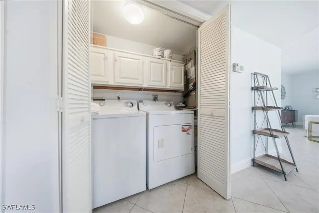 3080 Kings Lake Boulevard Naples FL 34112