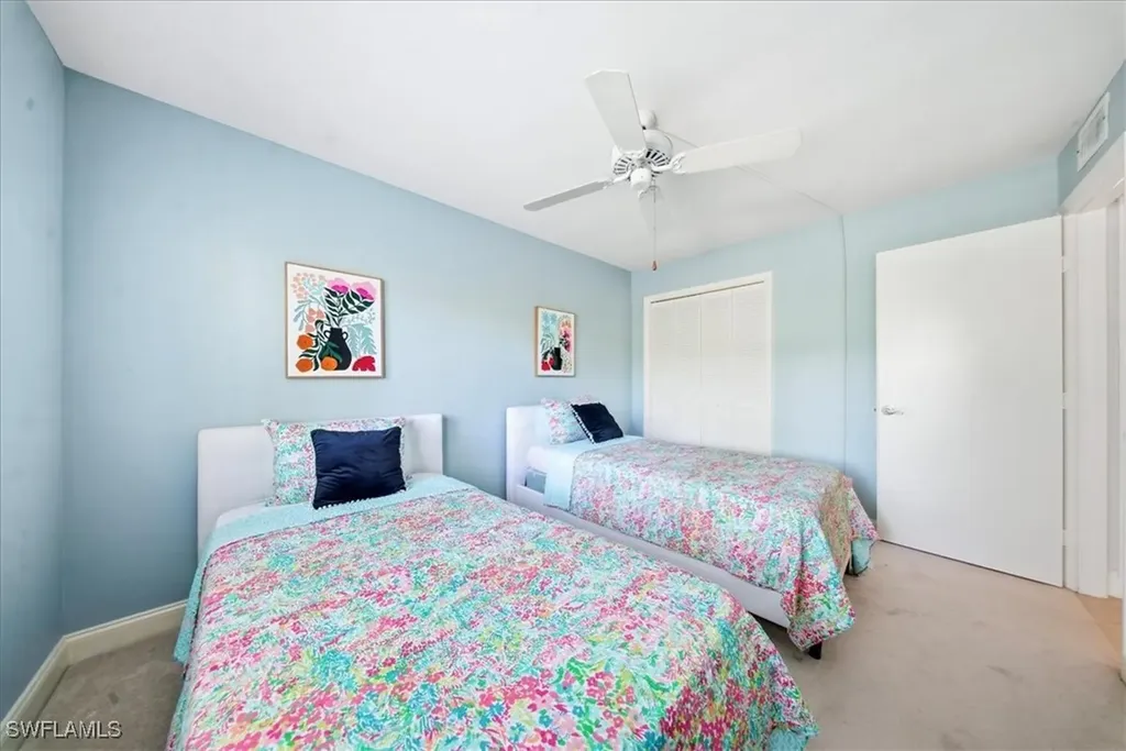3080 Kings Lake Boulevard Naples FL 34112