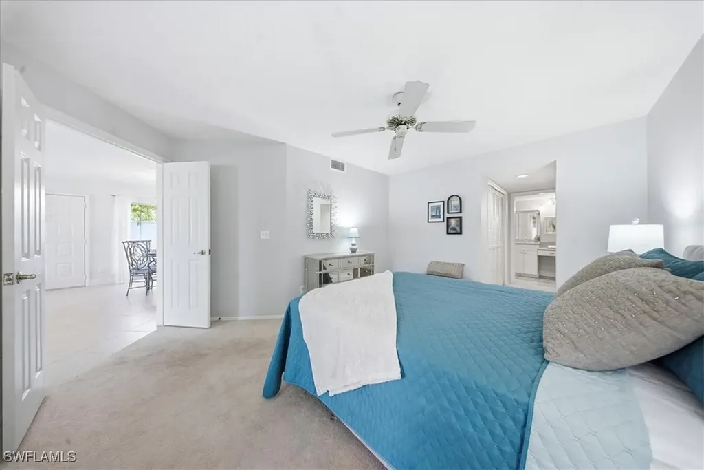 3080 Kings Lake Boulevard Naples FL 34112