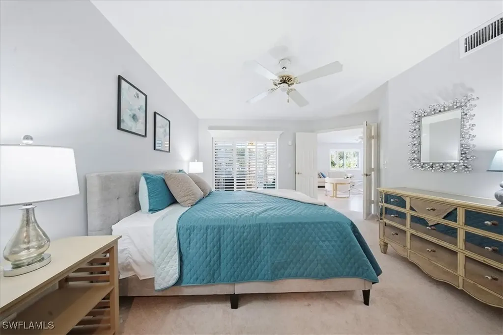 3080 Kings Lake Boulevard Naples FL 34112