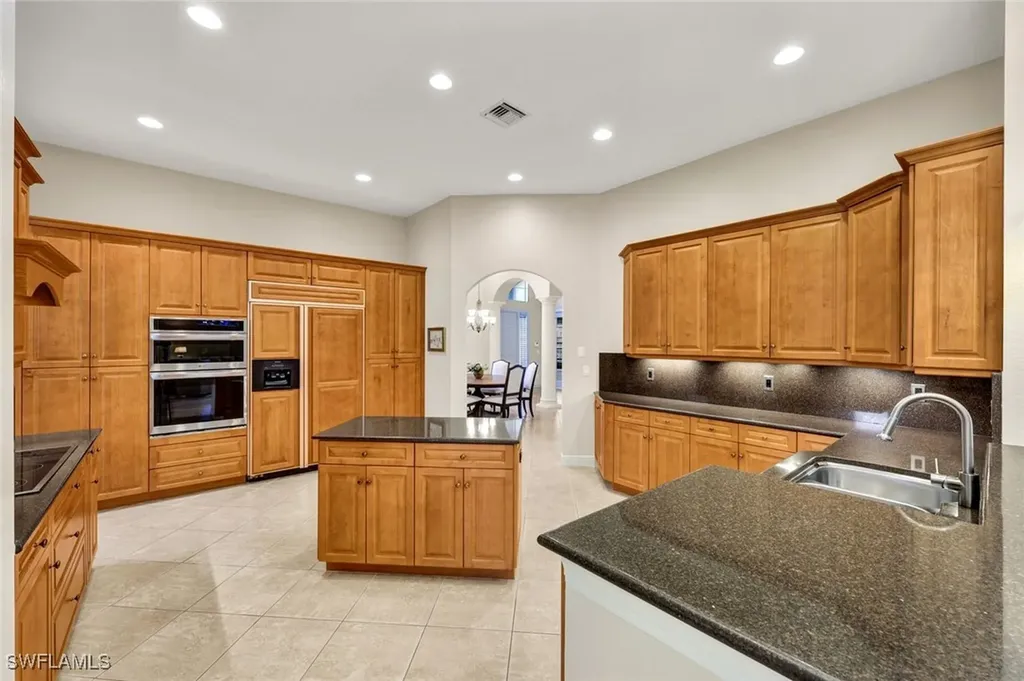 10205 Avonleigh Drive Bonita Springs FL 34135