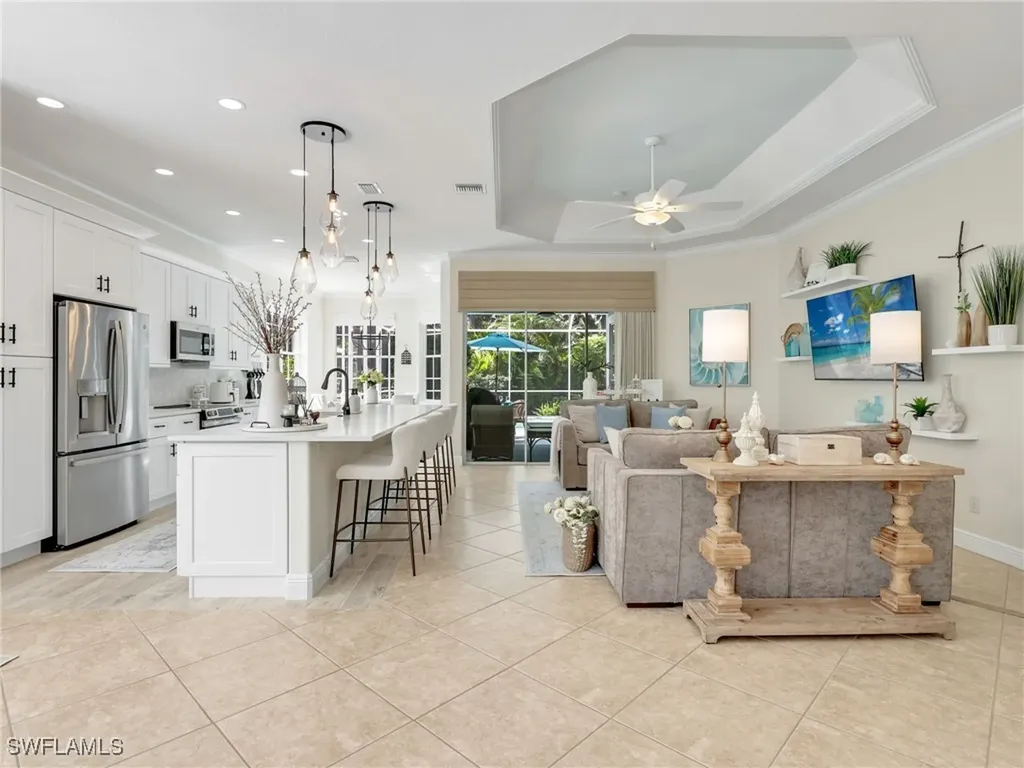 5073 Kensington High Street Naples FL 34105