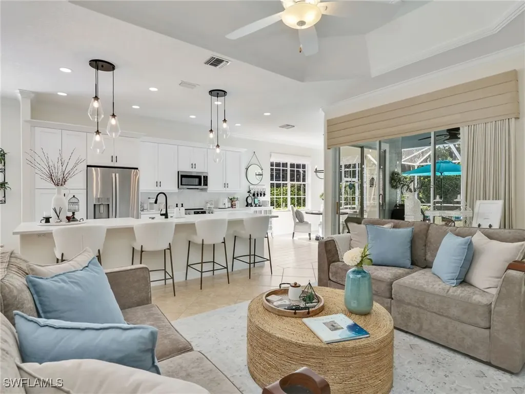 5073 Kensington High Street Naples FL 34105