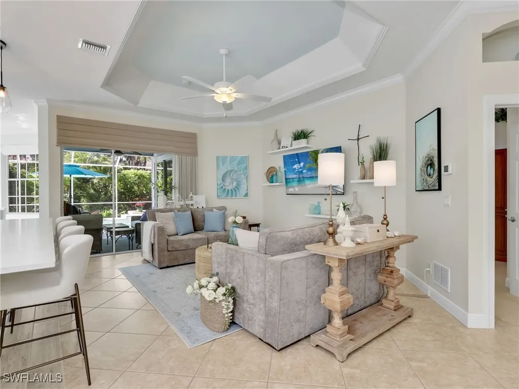 5073 Kensington High Street Naples FL 34105