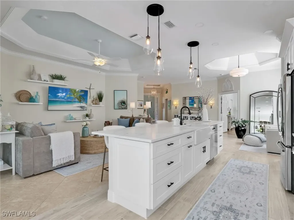 5073 Kensington High Street Naples FL 34105