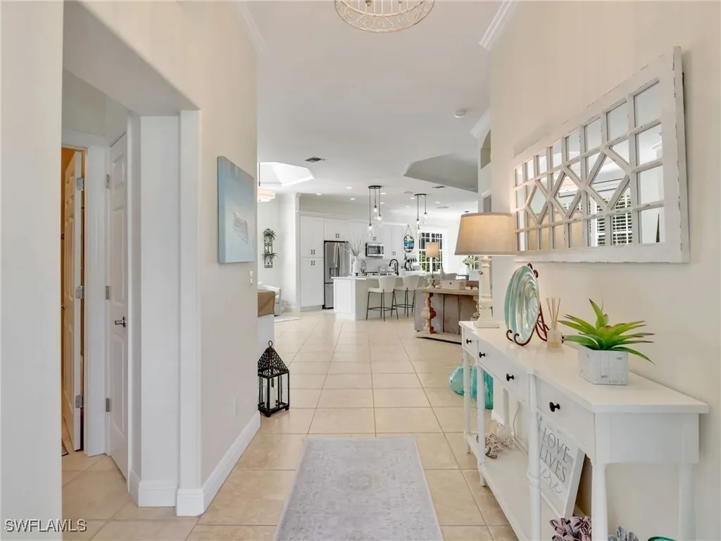 5073 Kensington High Street Naples FL 34105