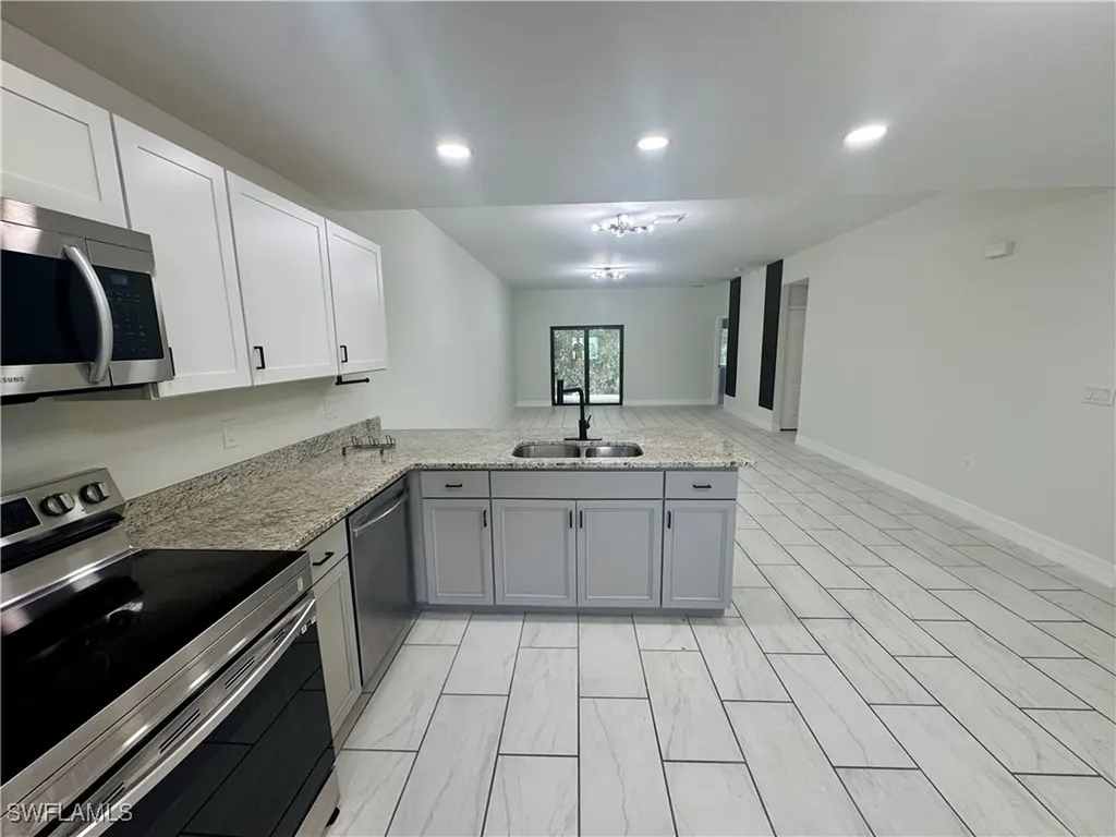 7066 Babcock Road Fort Myers FL 33967