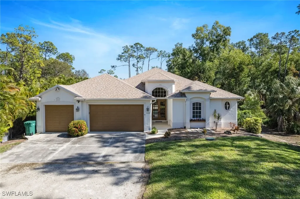 1158 Oakes Boulevard Naples FL 34119