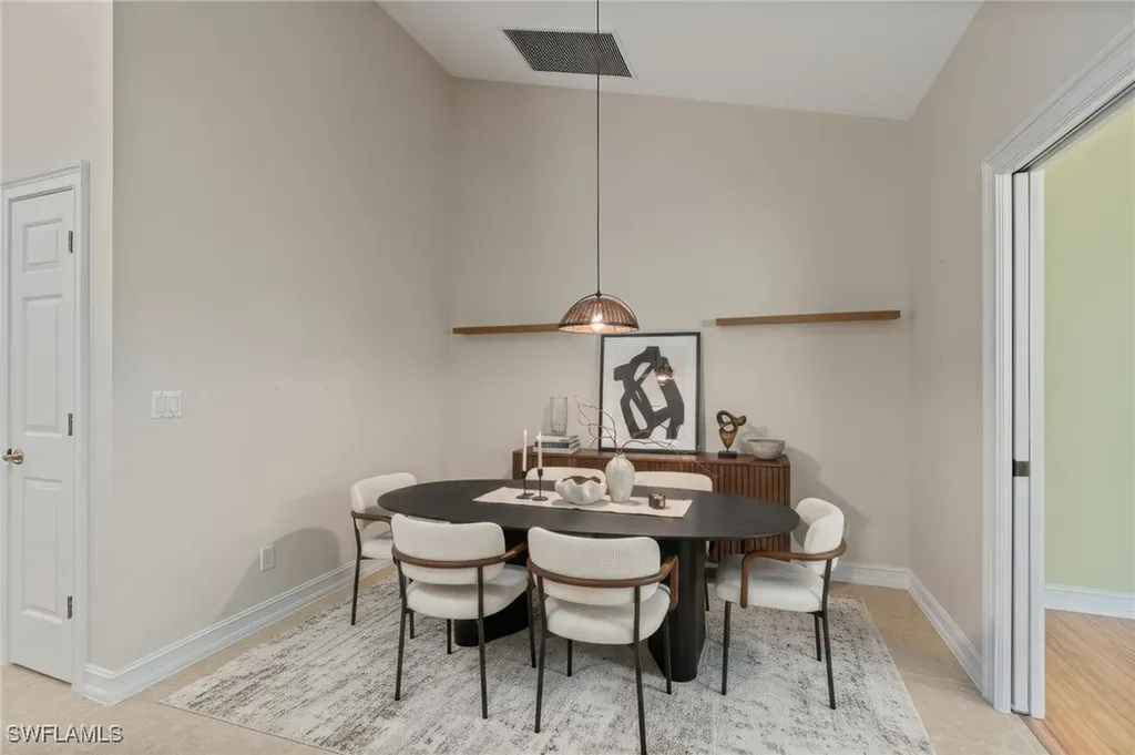 1158 Oakes Boulevard Naples FL 34119
