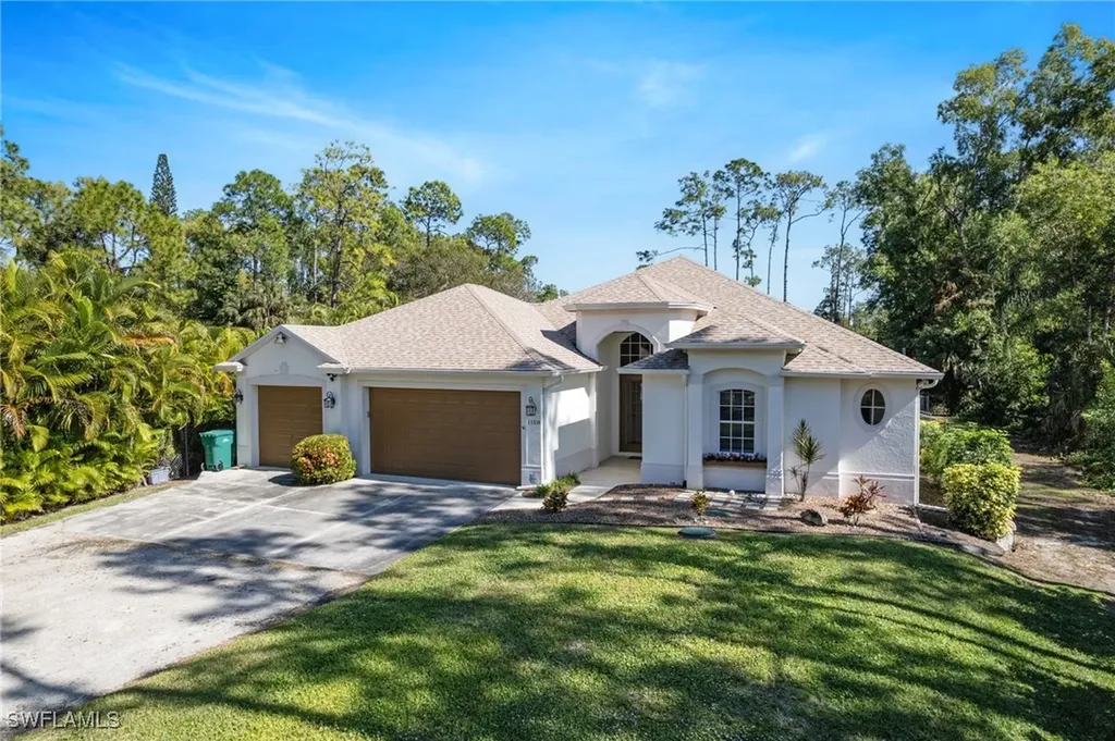 1158 Oakes Boulevard Naples FL 34119