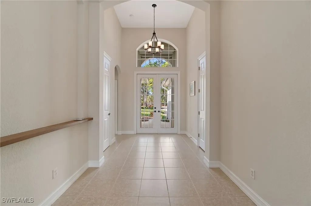 1158 Oakes Boulevard Naples FL 34119
