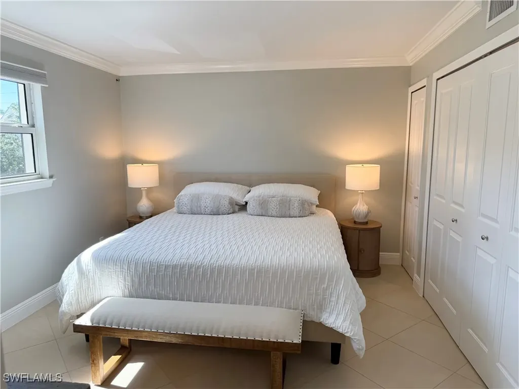 960 7th Street S Naples FL 34102