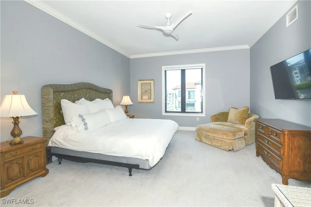1530 5th Avenue S Naples FL 34102